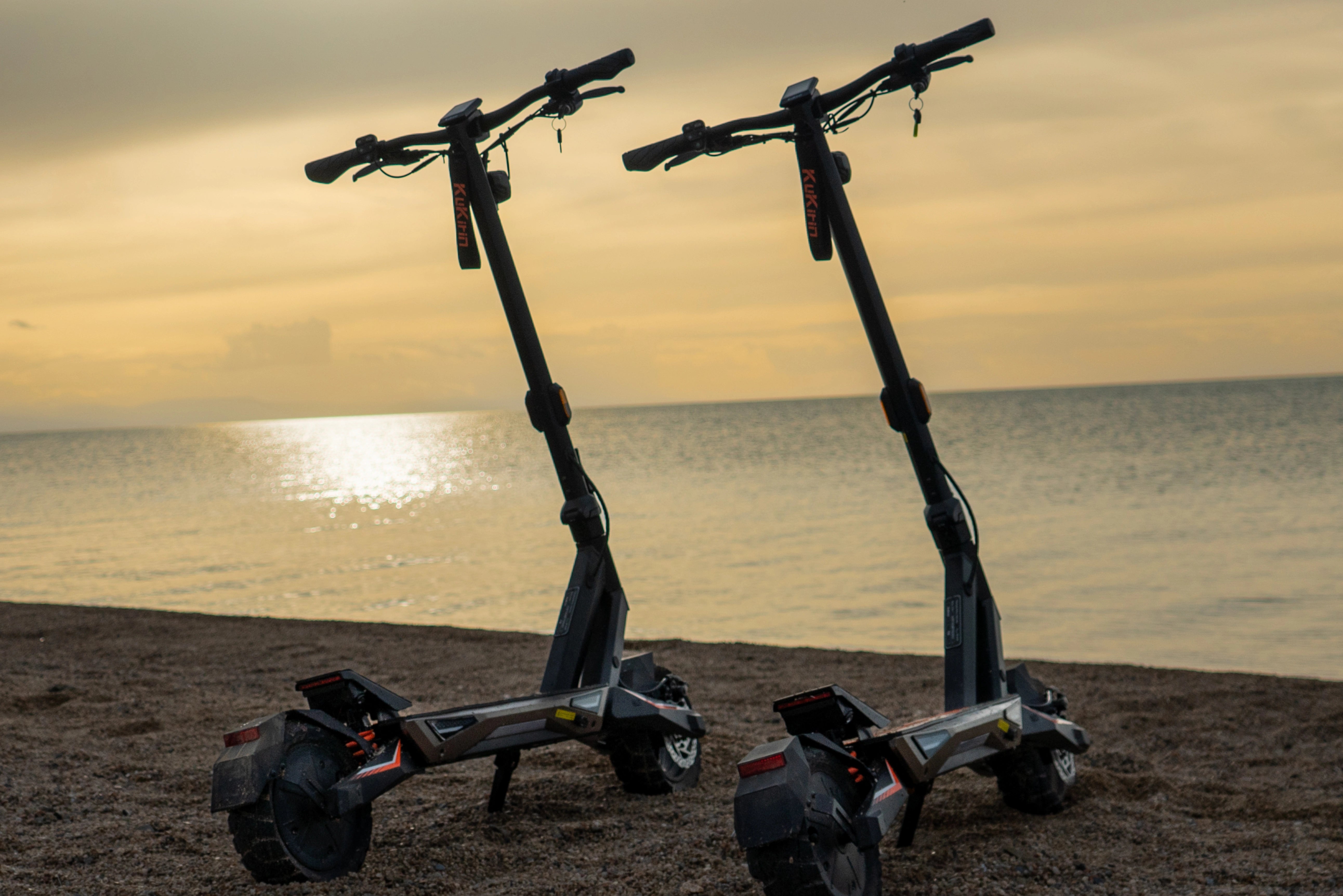 KuKirin T3 Elektroroller – 800W Motor, 58km Reichweite, faltbarer Urban- & Off-Road E-Scooter
