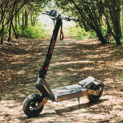 KuKirin G4 (2026 Neu) Offroad-Elektroroller – 2000W Motor, 75km Reichweite, 70km/h Höchstgeschwindigkeit