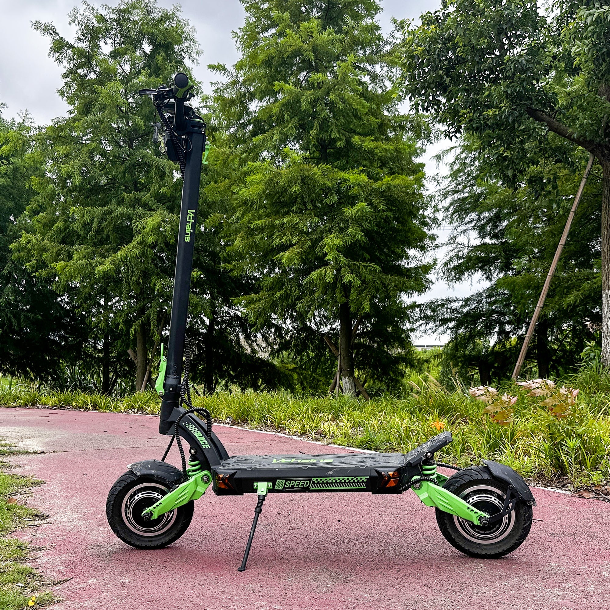 Vchains Hunt Dual Motor Electric Scooter 1800W | 60km/h Speed & 70km Range